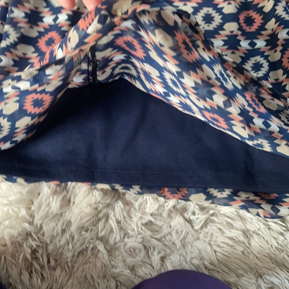 Forever21 size Small geo print dress with keyhole cut out in back - Picture 5 of 5
